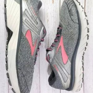 Brooks Adrenaline GTS 18 Women's Size 8.5 B Shoes